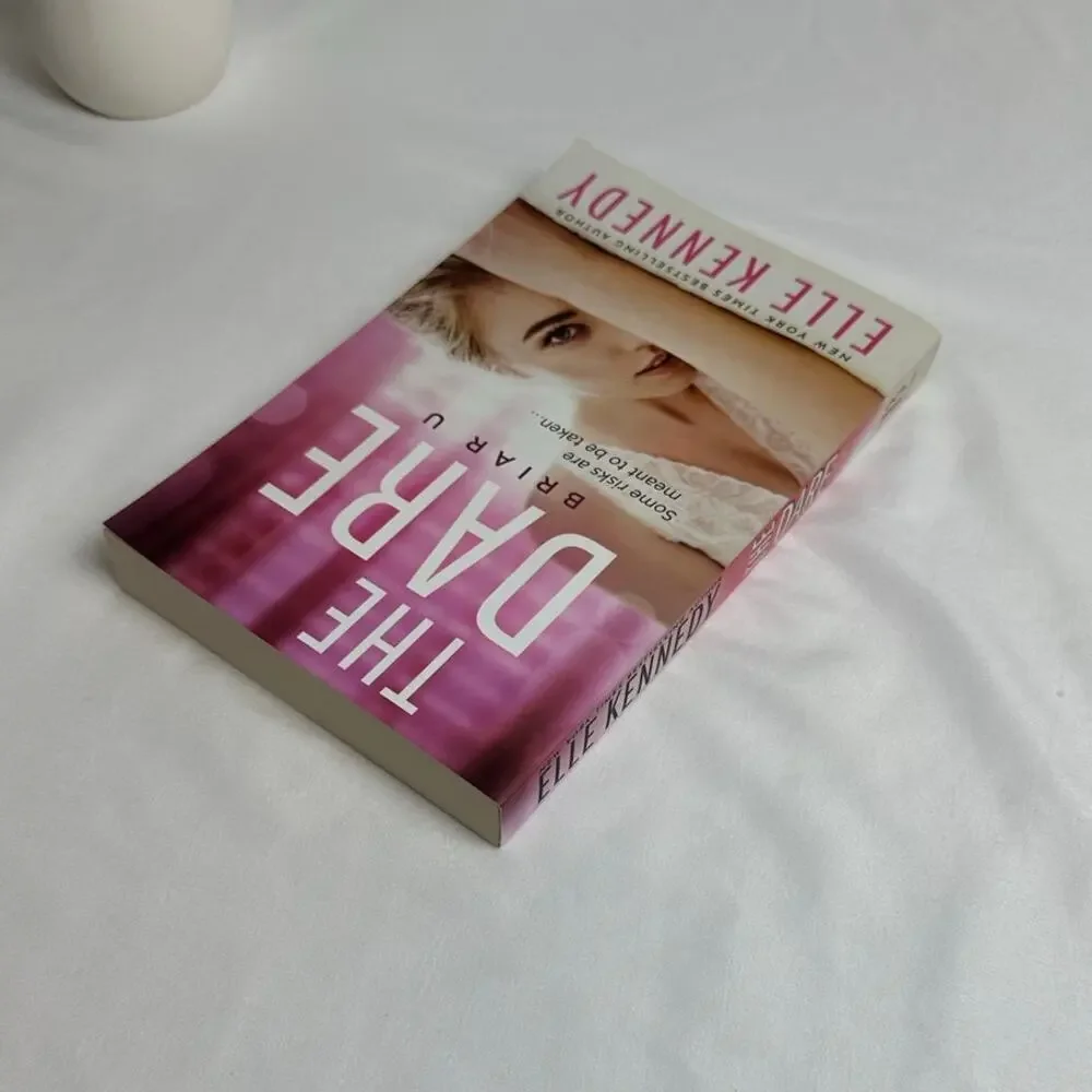 The Dare Elle Kennedy Bloom Books Paperback Briar U #4 Hockey Romance